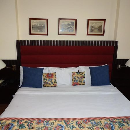 Hotel Broadway Delhi Eksteriør billede