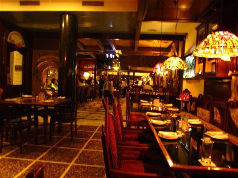 Hotel Broadway Delhi Eksteriør billede